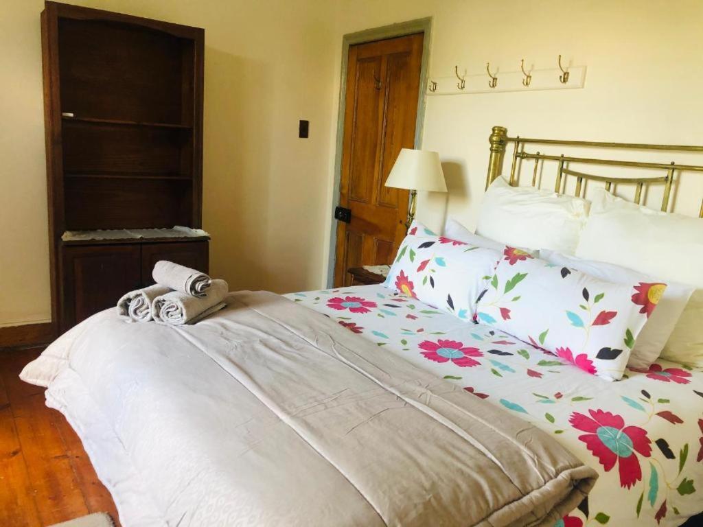 Green Lantern Inn Van Reenen Room photo