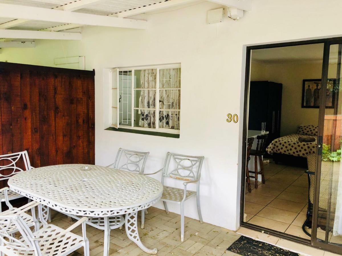 Green Lantern Inn Van Reenen Exterior photo